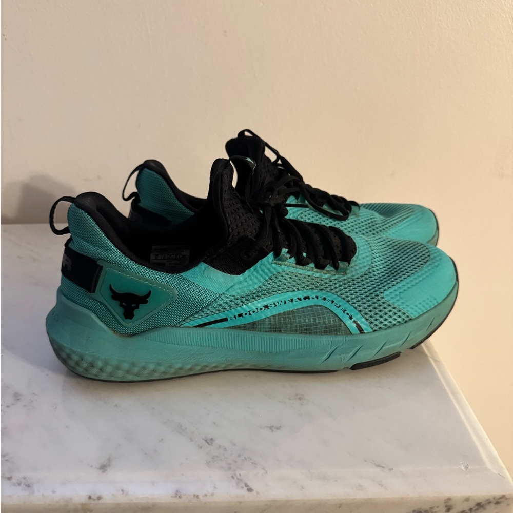 Under Armour Teal and Black Athletic Shoes